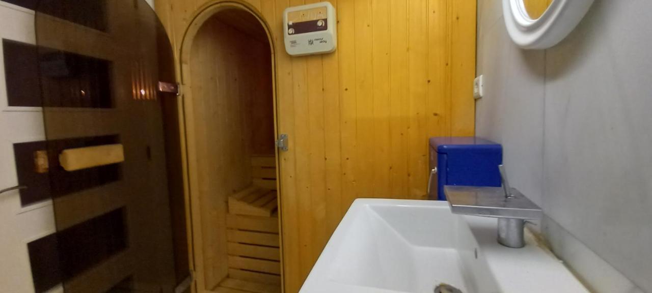El Puente  Chalet Con Piscina, Sauna Y Jacuzzi Cerca Del Mar A Media Hora De Bilbao Y Santander מראה חיצוני תמונה