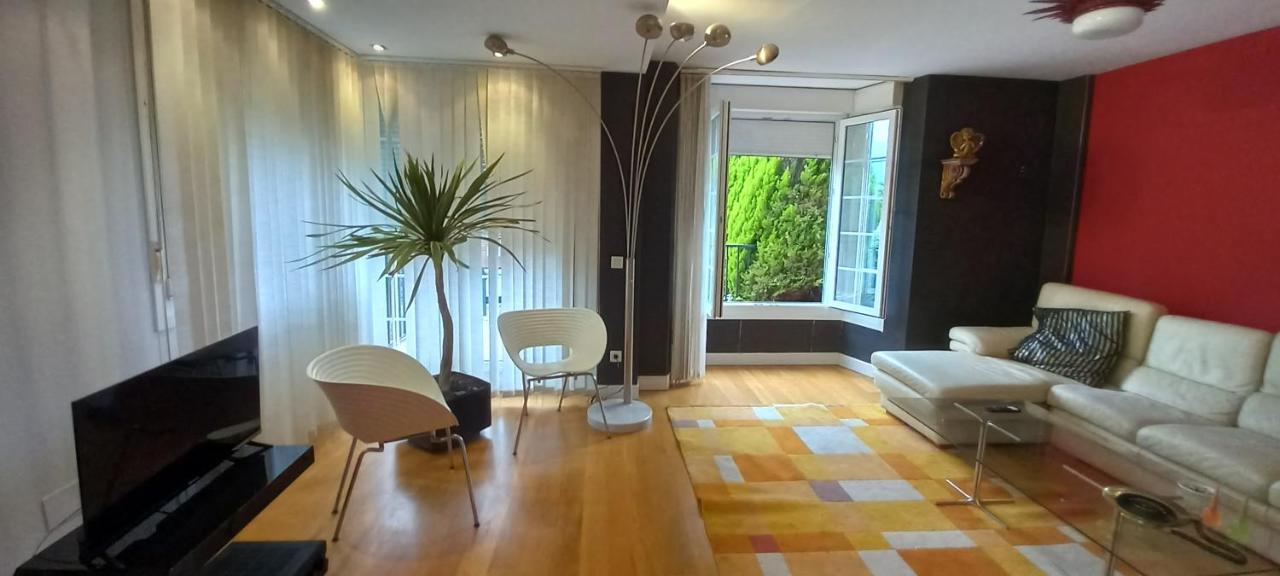 El Puente  Chalet Con Piscina, Sauna Y Jacuzzi Cerca Del Mar A Media Hora De Bilbao Y Santander מראה חיצוני תמונה
